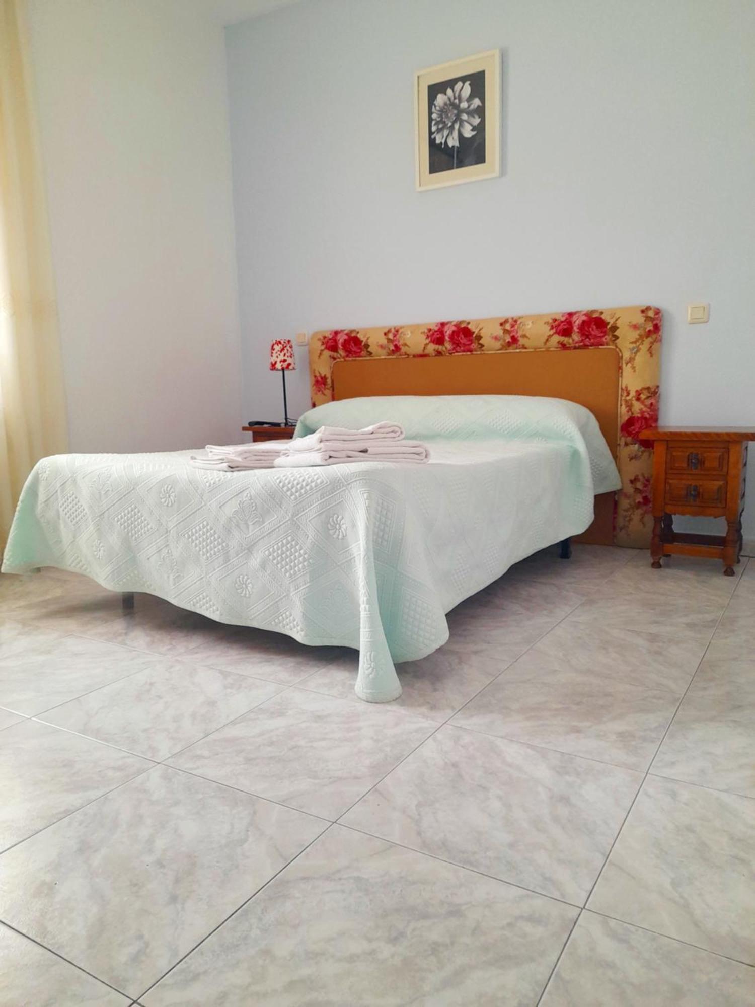 Hostal Restaurante Villa De Sepulveda Room photo